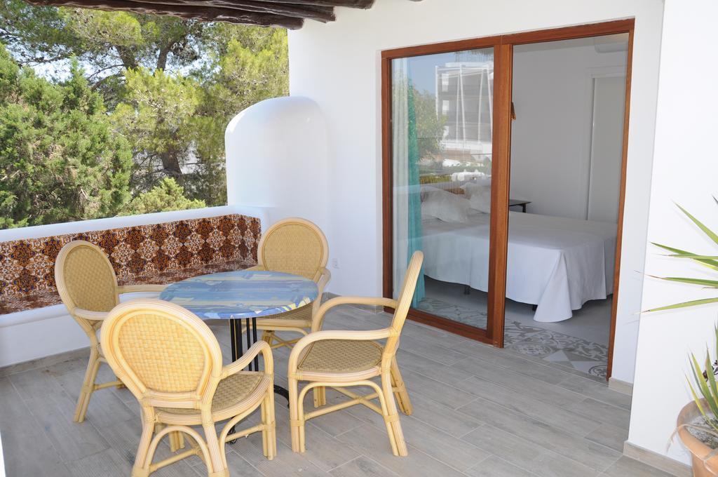 Chalet Torralba - Villa At Hotel Osiris Sant Antoni de Portmany Exterior foto